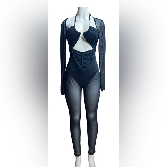 PrettyLittleThing .  Black Mesh Jumpsuit with Long Sleeves - Picture 1 of 6